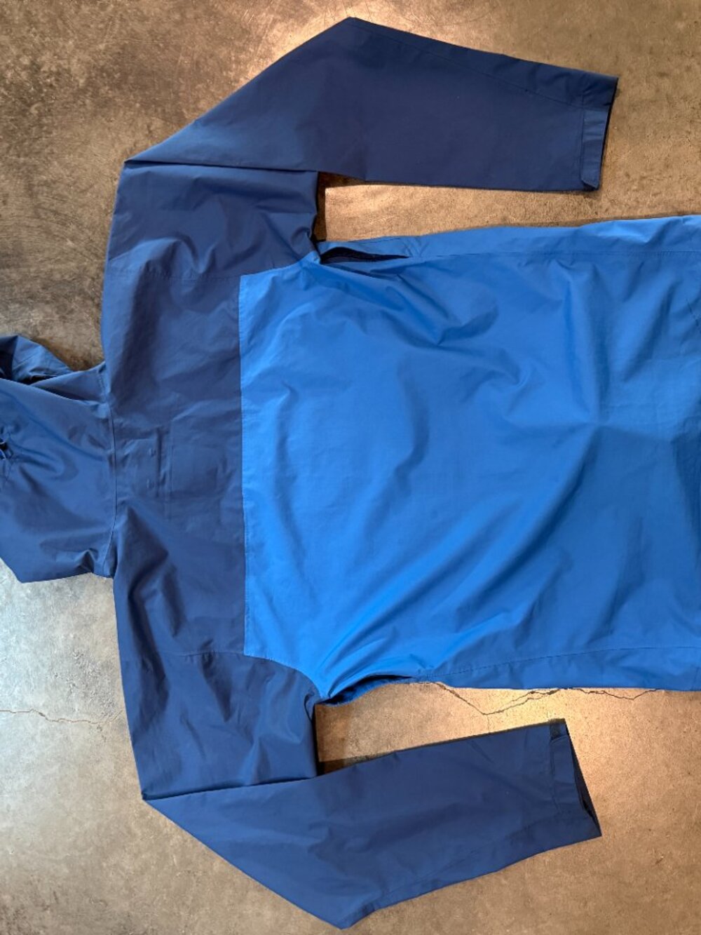 Rab Rain Shell Medium - Picture 4 of 4